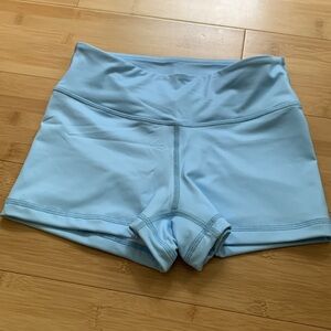 Light blue gym shorts / S